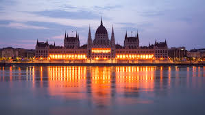 Meresap Kehangatan Budapest, Eropa Timur 2