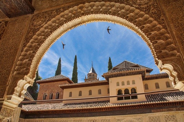Menelusuri Jejak Kejayaan Islam di Maroko, Spanyol, dan Portugal