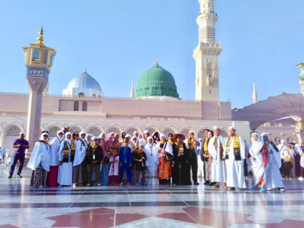 Umroh Exclusive Travel Umroh  Wisata Halal Hayatuntour