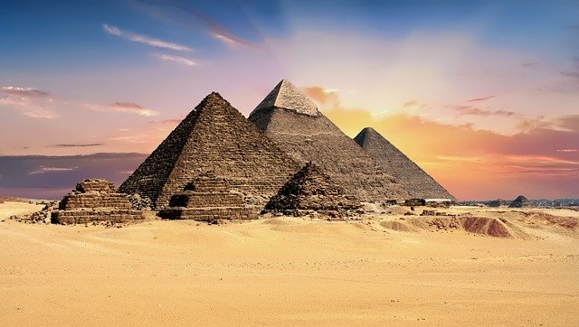 26 Tempat Wisata Di Mesir Yang Mengesankan dan Bersejarah
