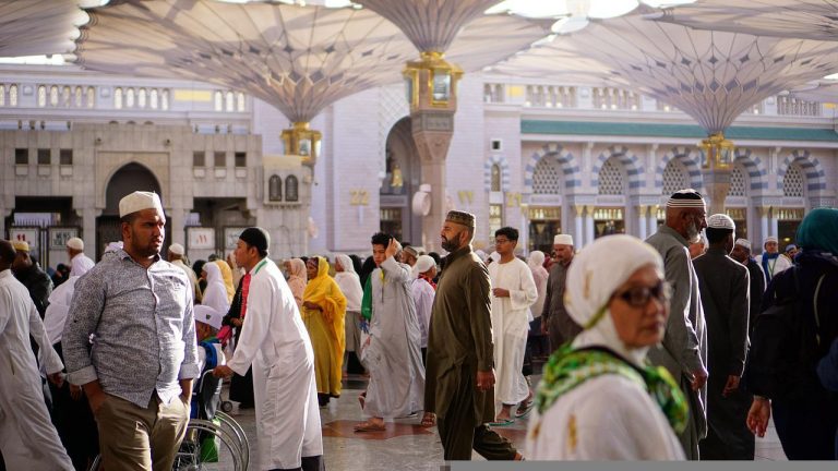 Pengertian, Syarat Sah, dan Syarat Wajib Haji