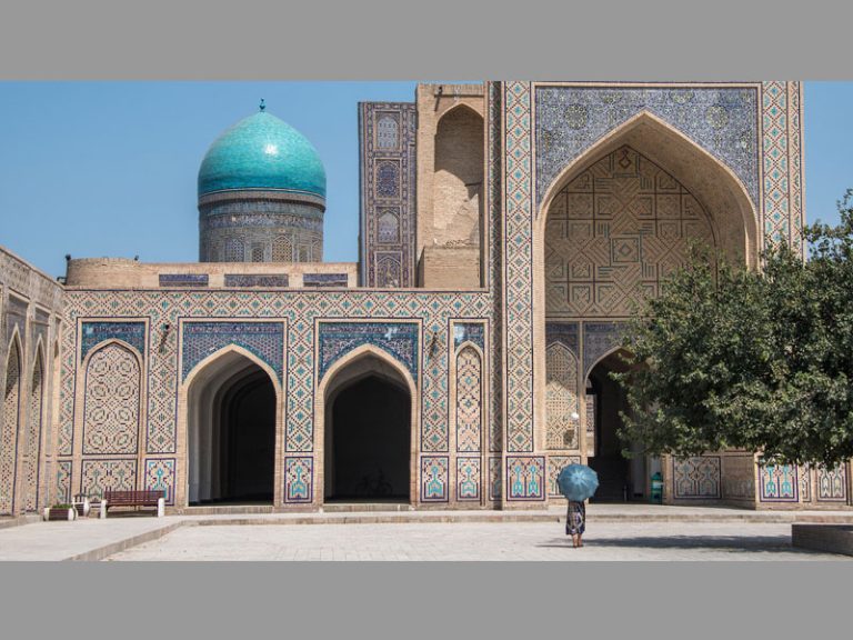5 Fakta Unik Tentang Penemuan Makam Imam Bukhari dan Hubungannya Dengan Indonesia