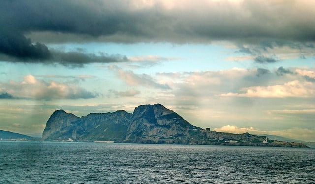 Fakta Unik Tentang Selat Gibraltar